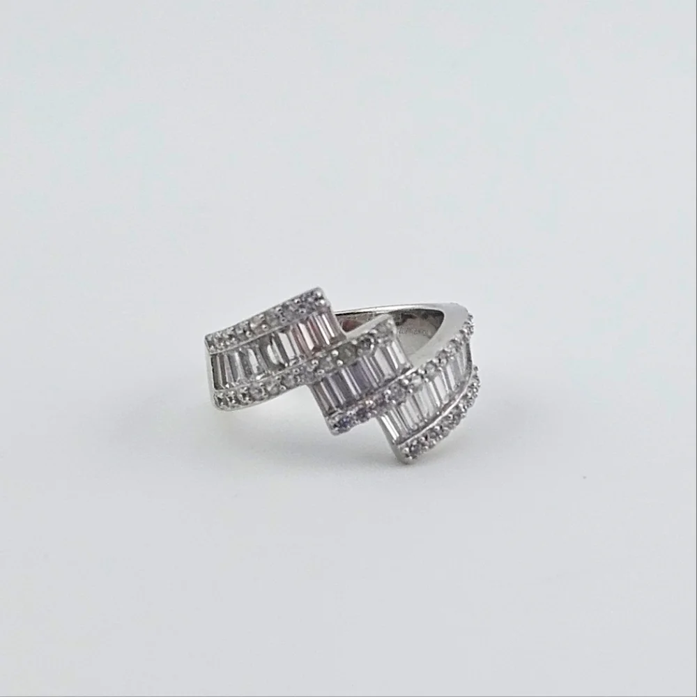 Baguette Sterling Silver CZ Ring Size 7 US - Picture 4 of 6